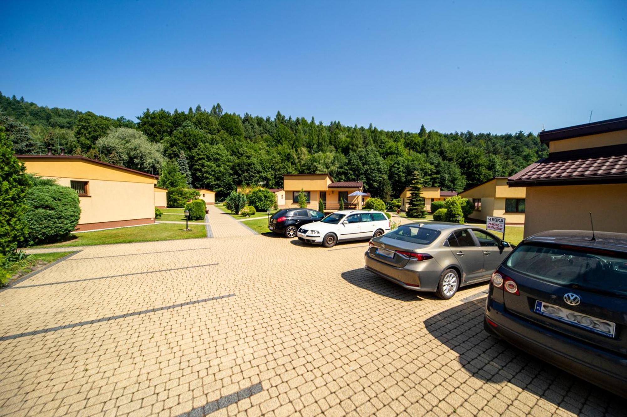 Ponikiew Resort Wadowice Exterior foto