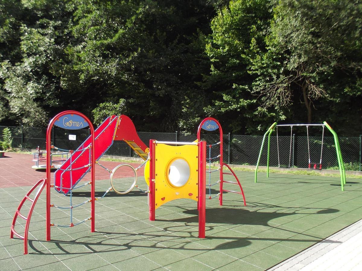 Ponikiew Resort Wadowice Exterior foto